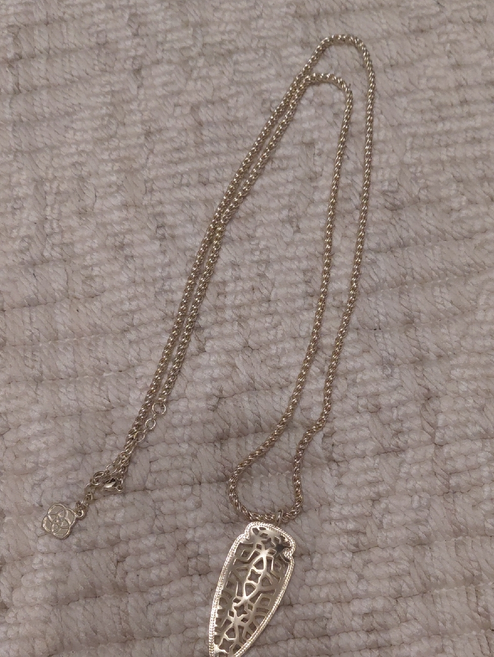 Kendra Scott Gold Filigree Pendant Necklace